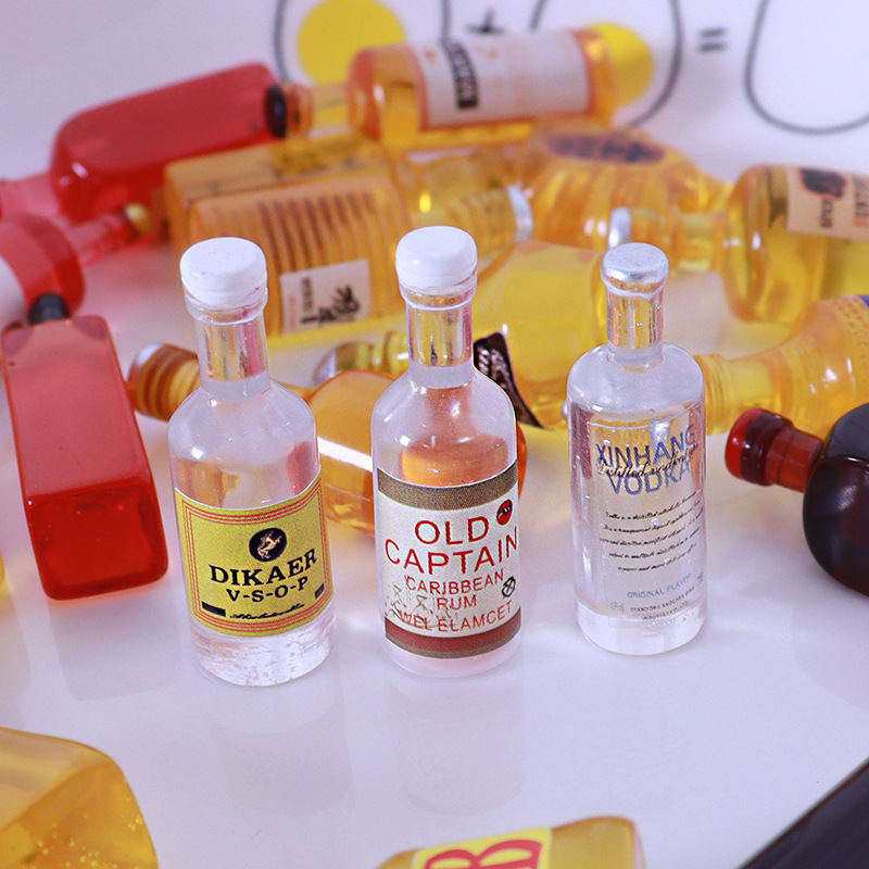 10ชิ้นบ้านตุ๊กตาจิ๋วขวดน้ำแบบต - Kids Toys Kitchen Set บทวิจารณ์และราคา