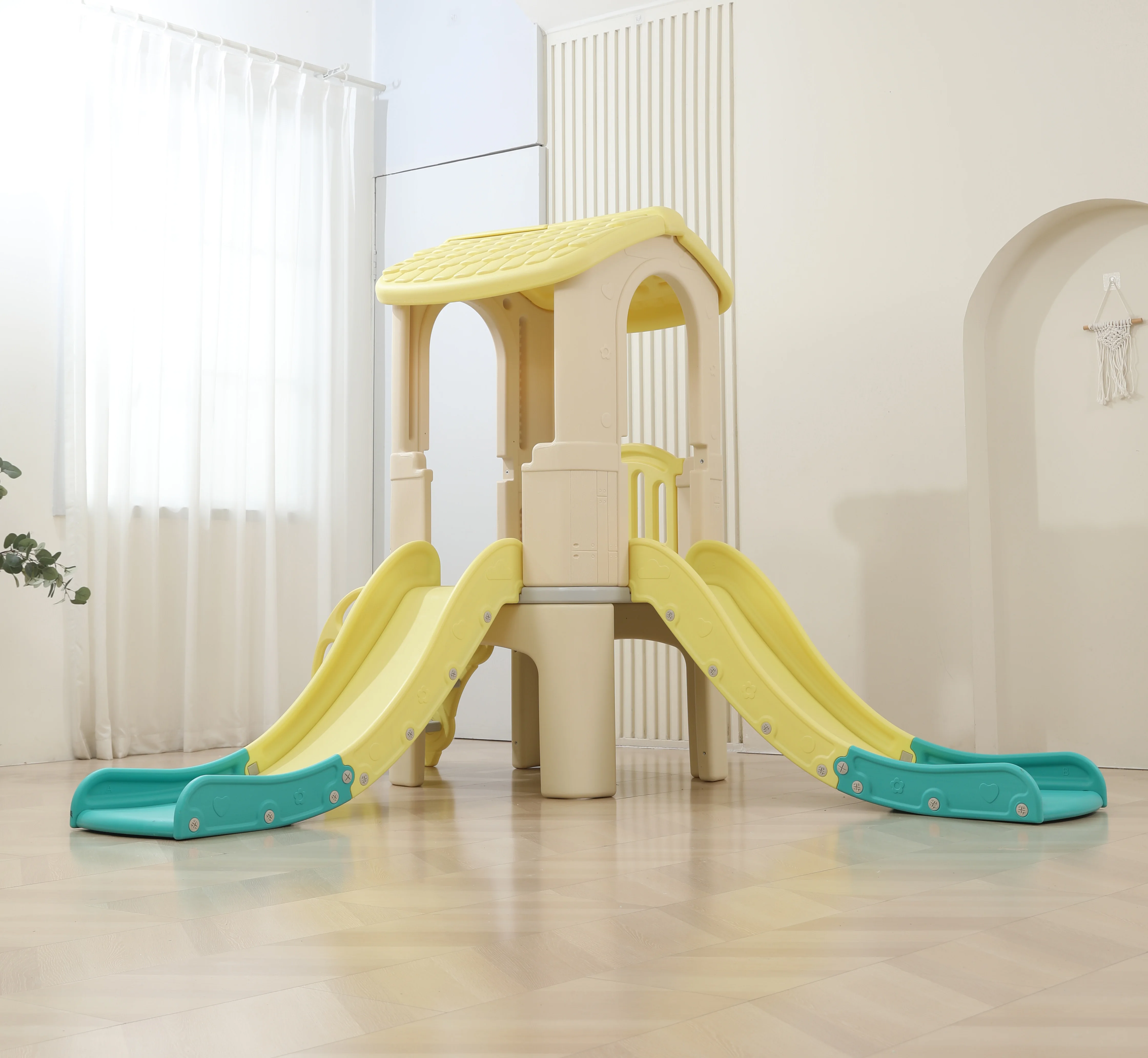 บ้านเด็กเล่นในร่มขนาดใหญ่พร้อม - Kids Toys Mall บทวิจารณ์และราคา